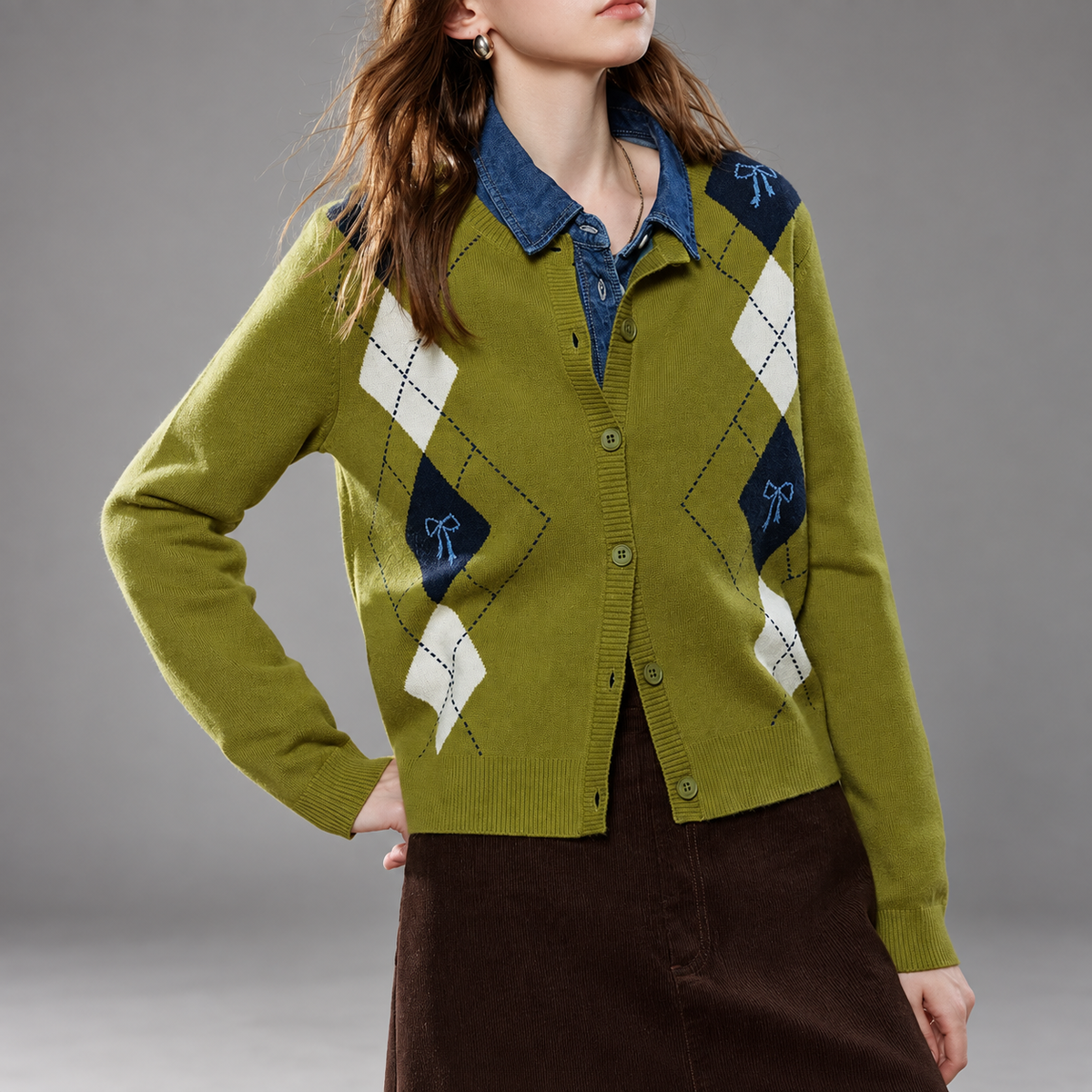 Harriet Argyle Button Front Knit Cardigan – Women’s Diamond Pattern Crew Neck Sweater