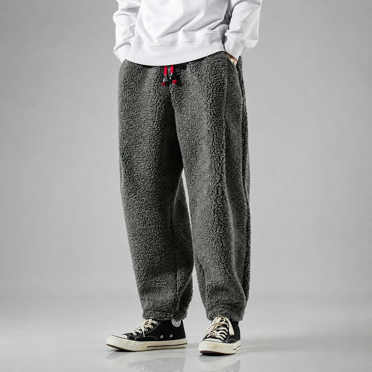 Nolan Men’s Textured Fleece Jogger Pants