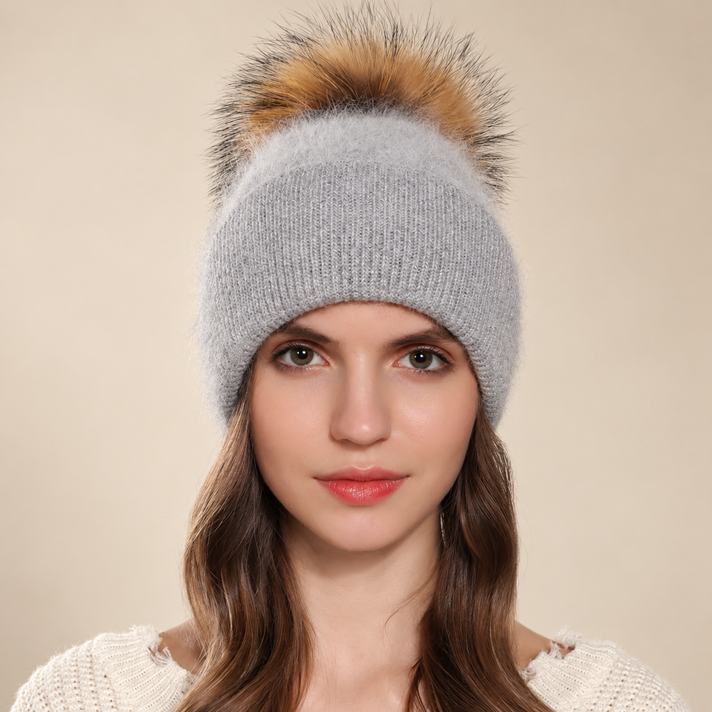 Amélie Women’s Plush Knit Pom-Pom Beanie