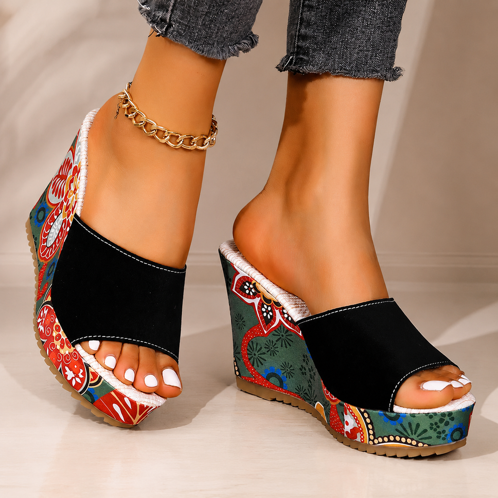 Aria Women’s Slide Sandals
