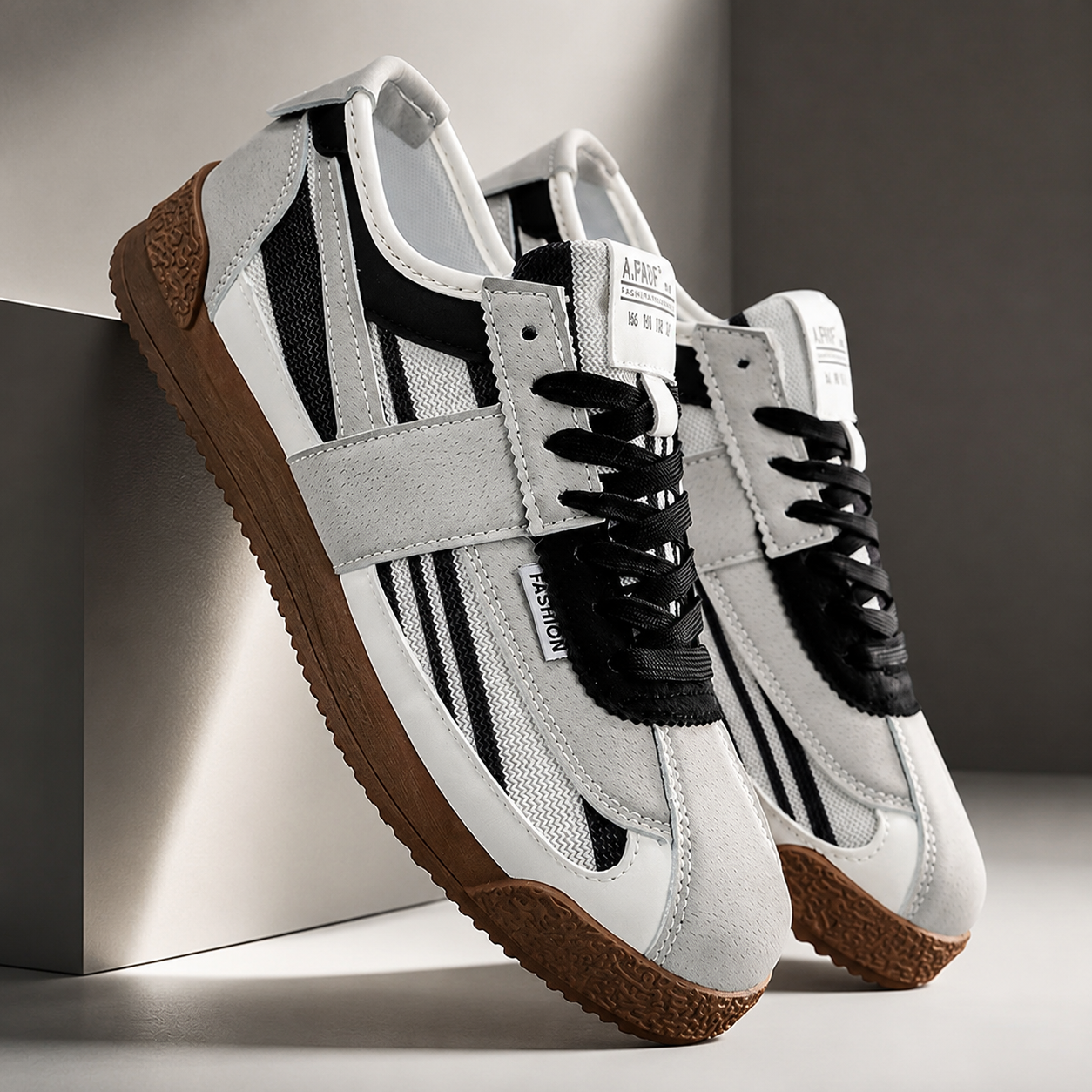 Zane Men’s Retro Suede Sneakers