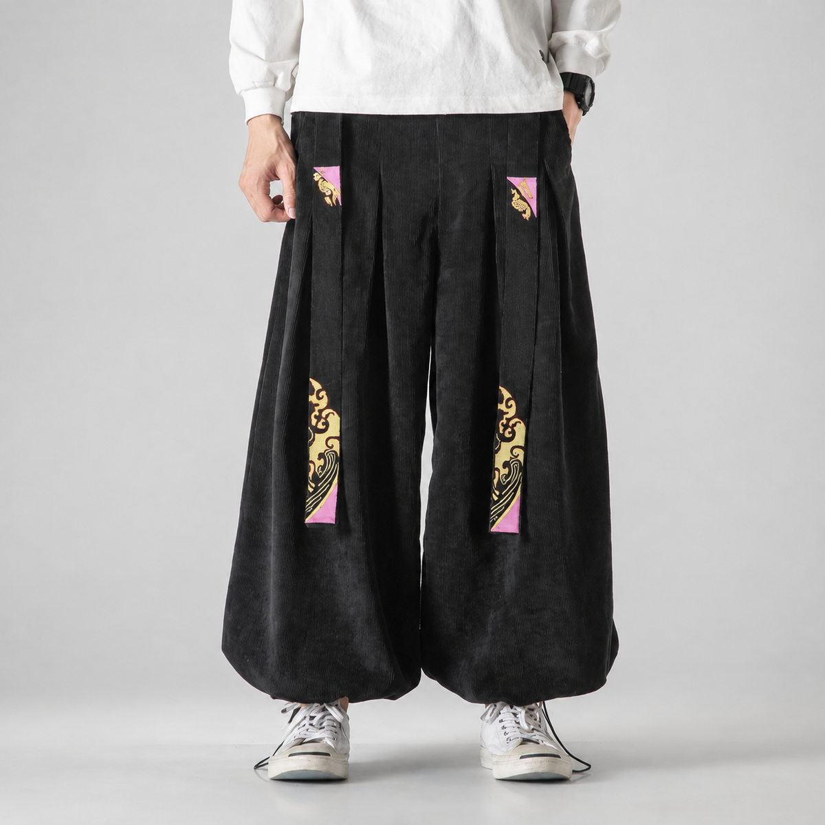 Arthur Men’s Pleated Corduroy Balloon Pants