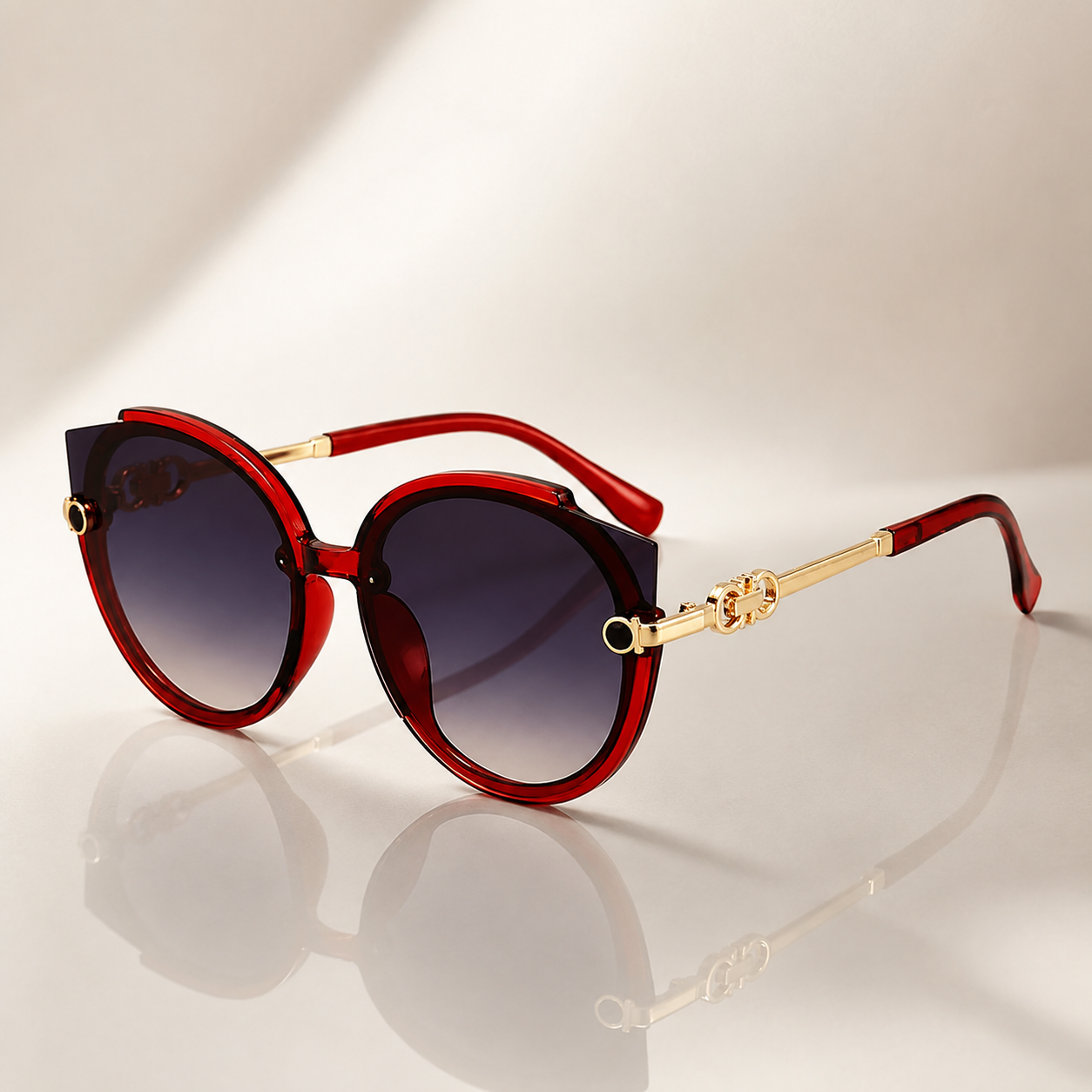 Avery Women’s Oversized Cat-Eye Sunglasses