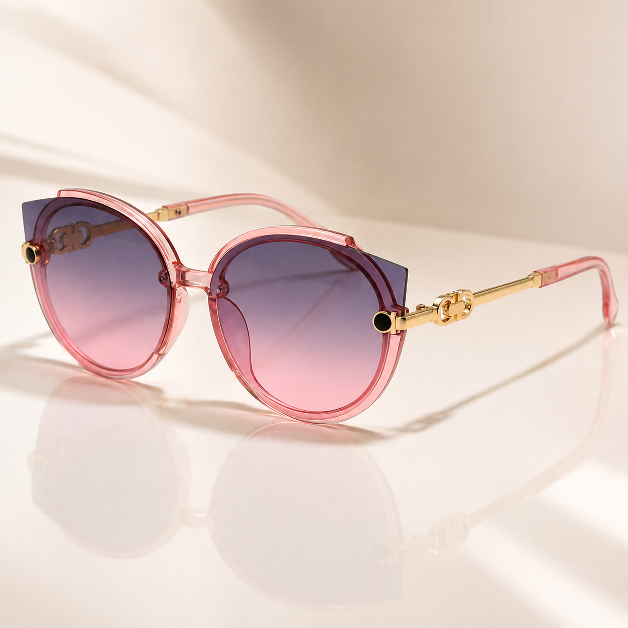 Avery Women’s Oversized Cat-Eye Sunglasses