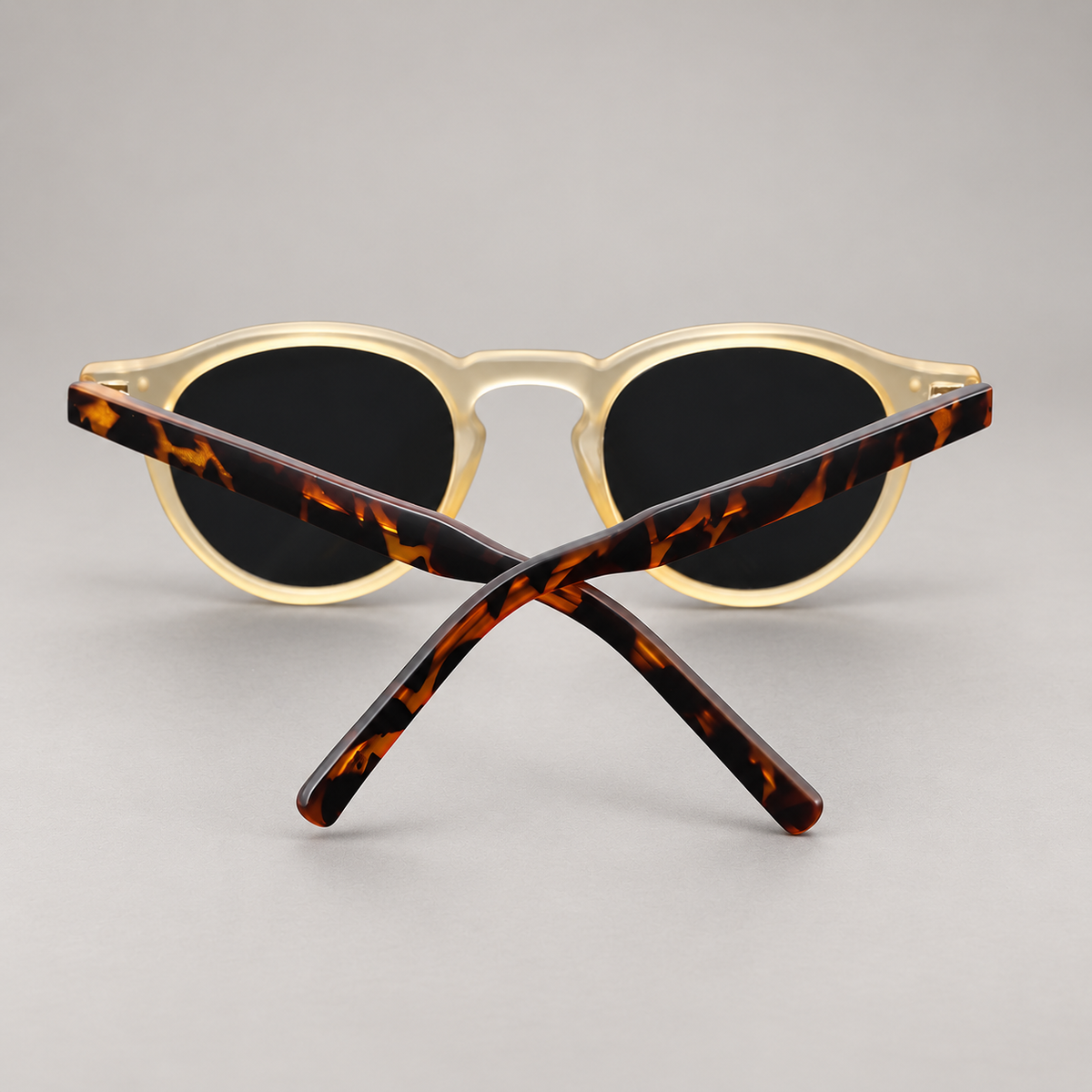 Beau Round Sunglasses with Keyhole Bridge
