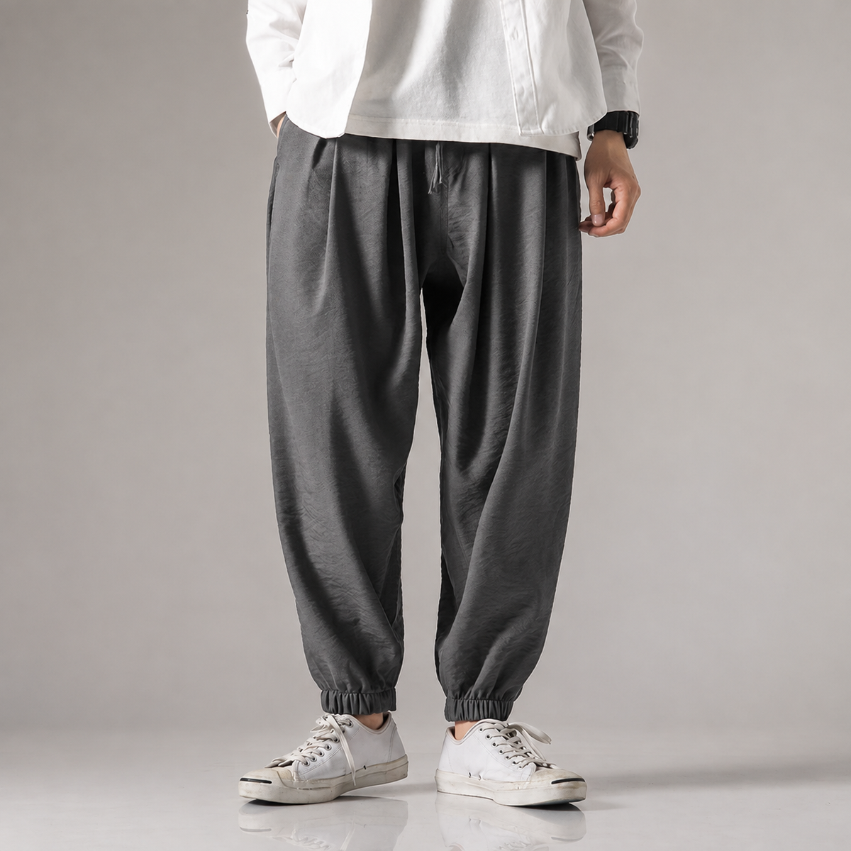 Caleb Men’s Relaxed Pleated Harem Jogger Pants