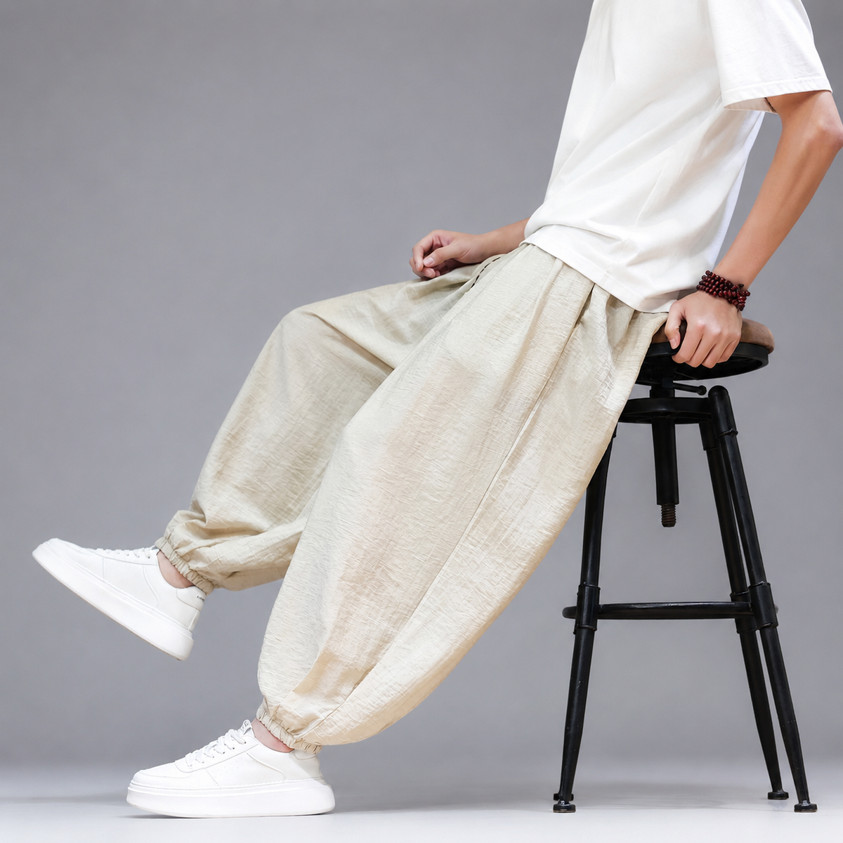 Aaron Men’s Relaxed Balloon Jogger Pants