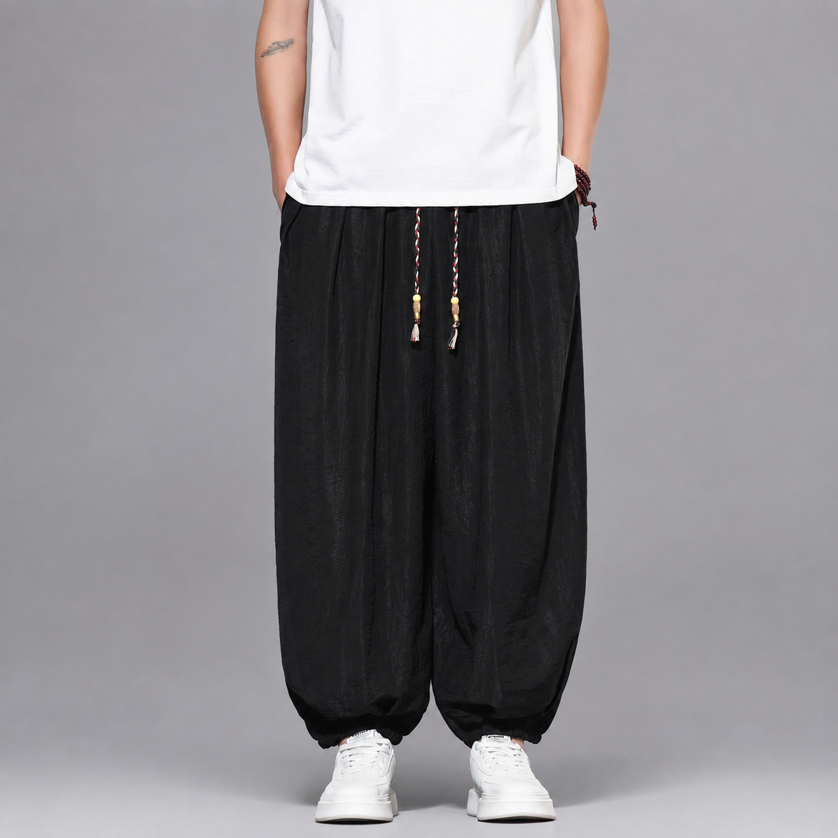Aaron Men’s Relaxed Balloon Jogger Pants
