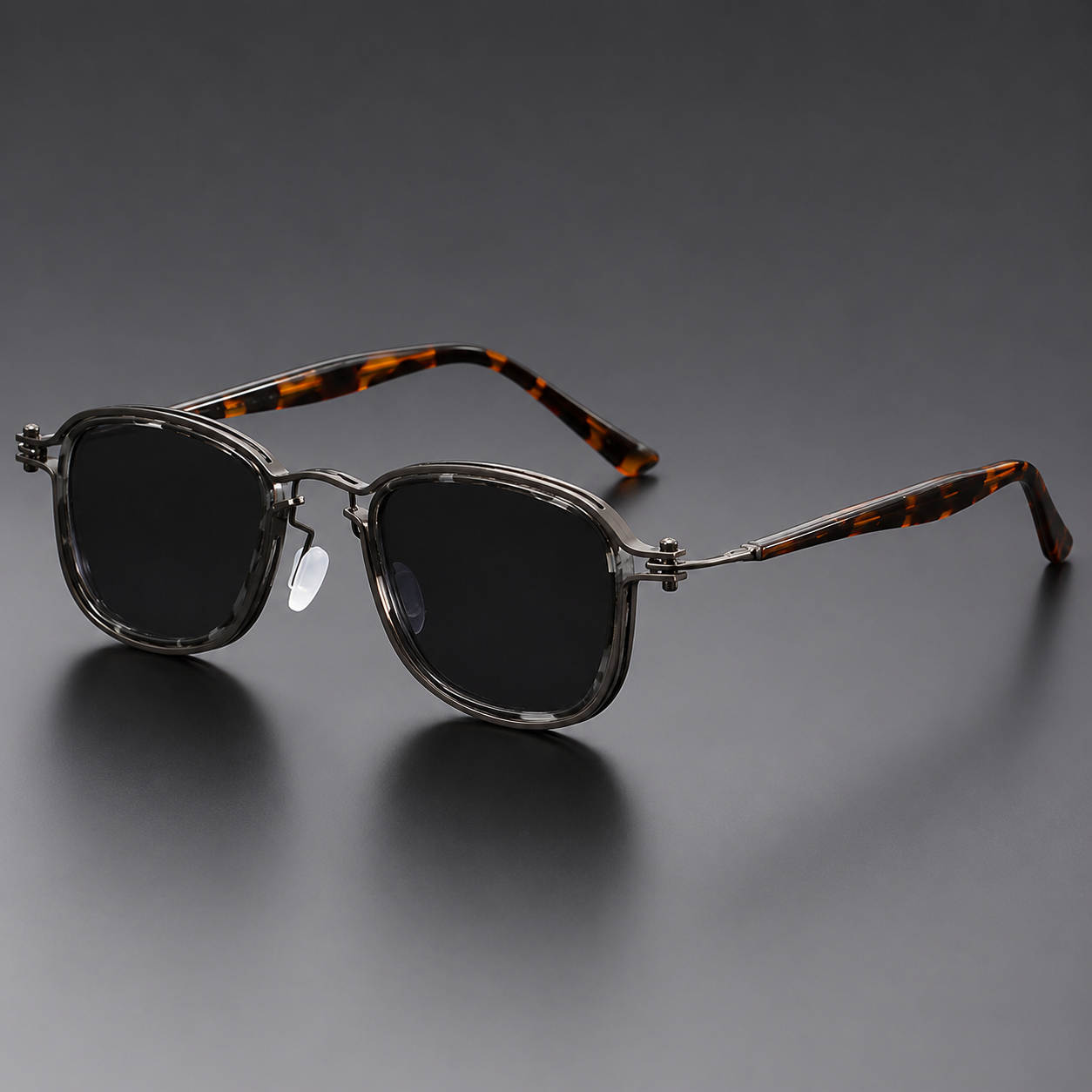 Daniel Square Sunglasses