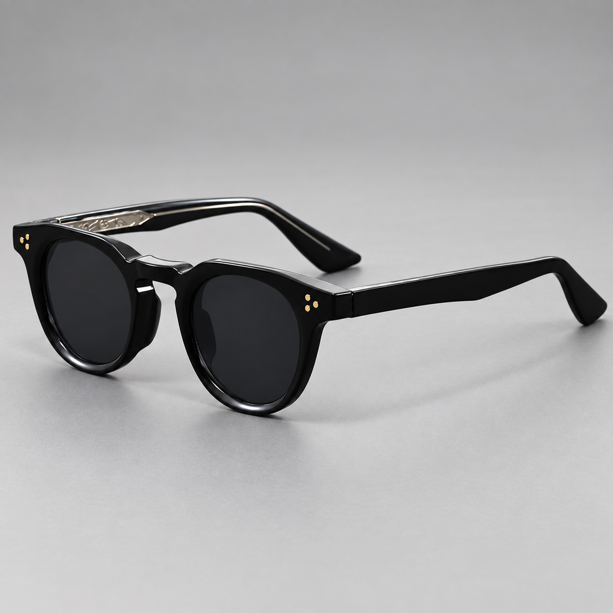 Dante Unisex Retro Round Rivet Sunglasses