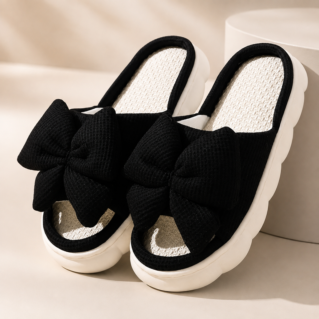 Hailey Women’s Waffle-Knit Slippers