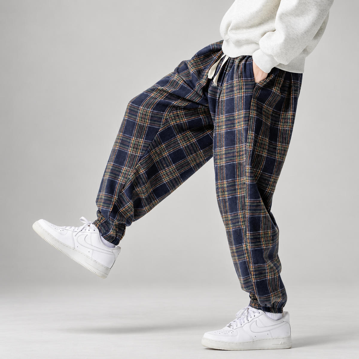 Harris Men’s Relaxed Plaid Jogger Pants