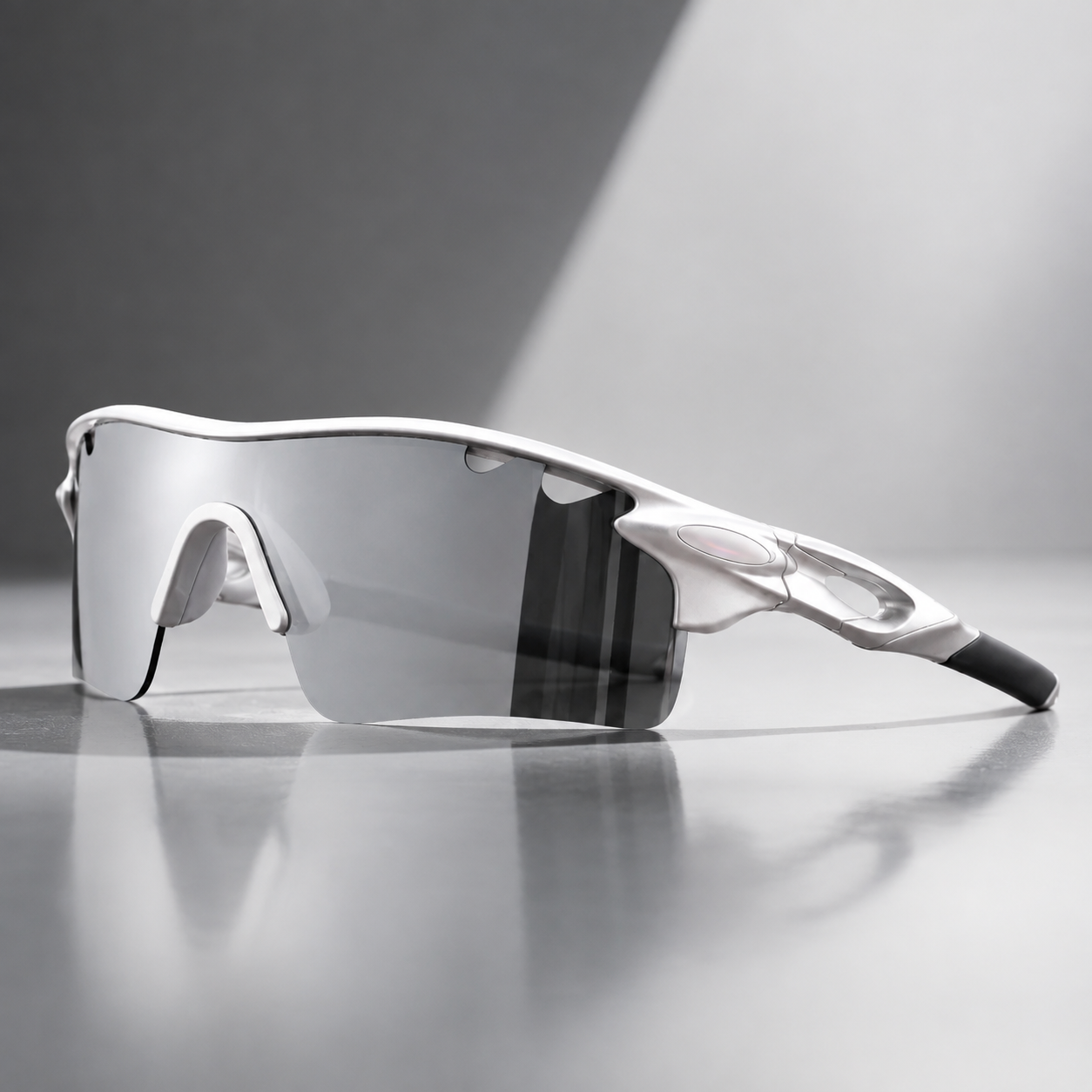 Hudson Lightweight Sport Sunglasses