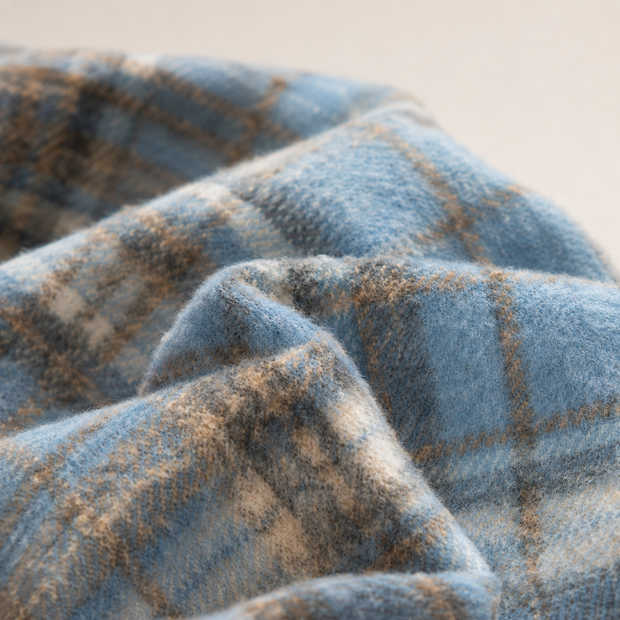 Hudson Men’s Plaid Zip Jacket