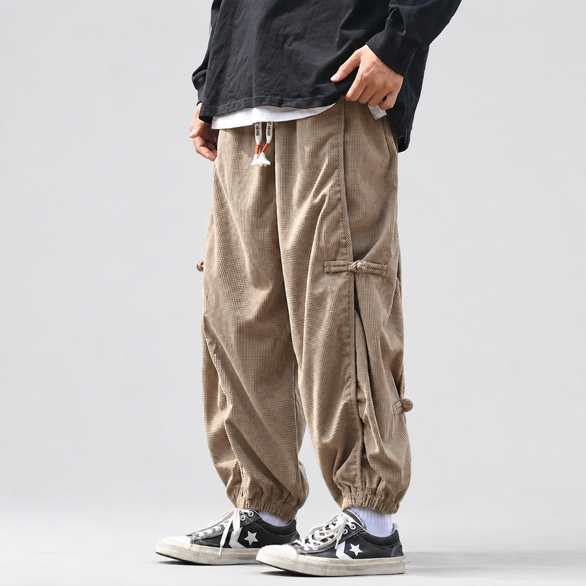 Matteo Men’s Textured Relaxed Jogger Pants