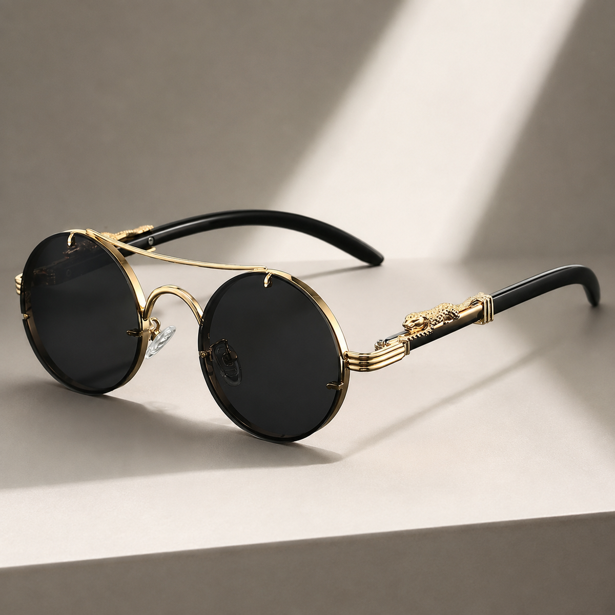 Matthew Milles Round Sunglasses