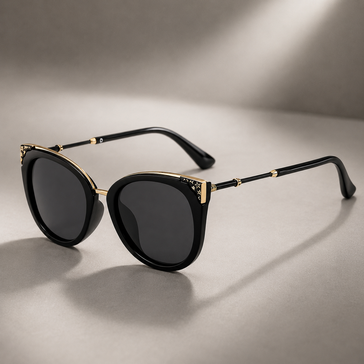 Remy UV400 Statement Sunglasses – Bold Gold Detail Fashion Frames