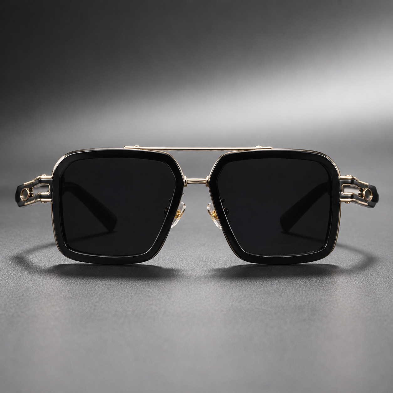 Richard Square Metal Sunglasses with UV400 Gradient Lenses