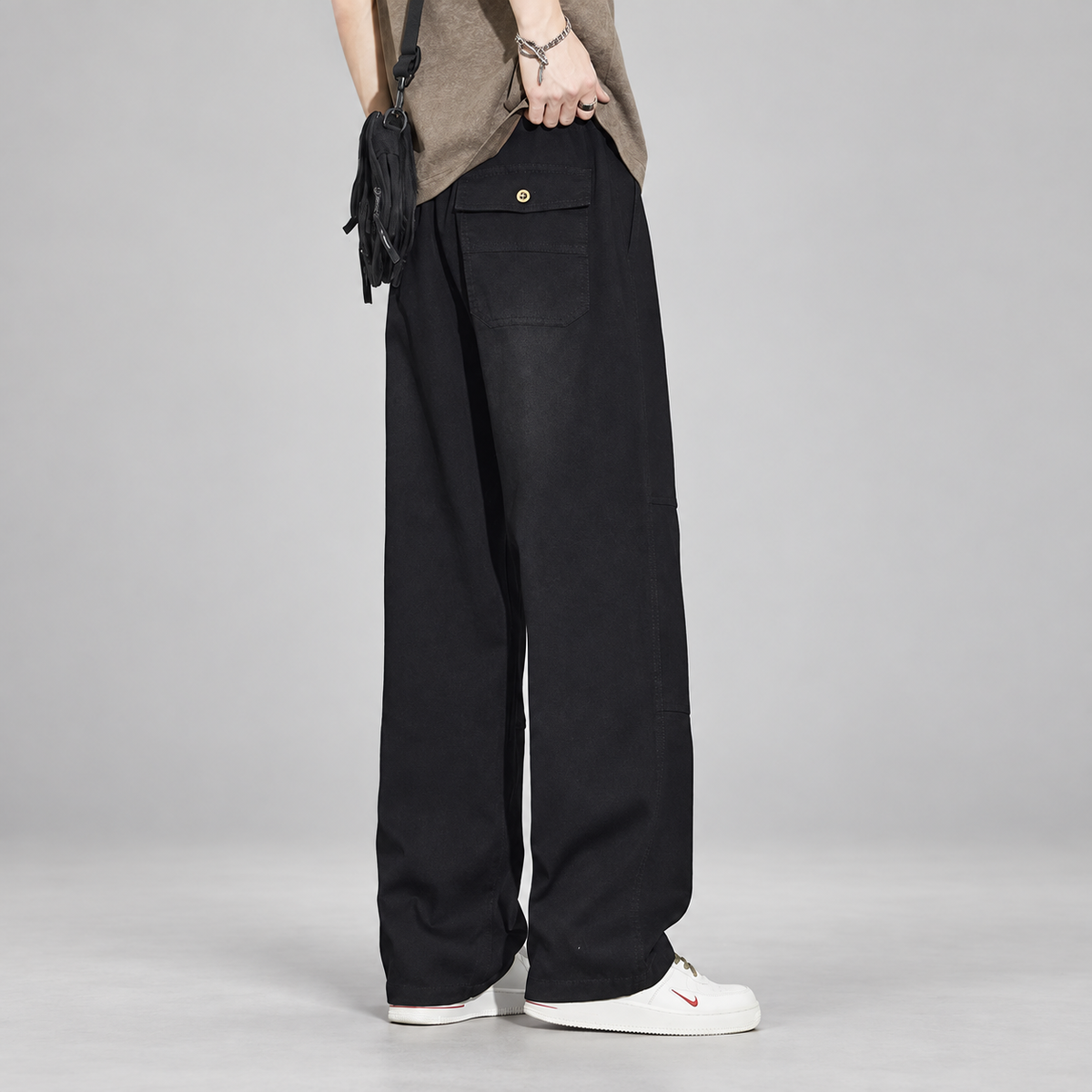 Rocco Men’s Wide-Leg Drawstring Jeans with Panel Seams