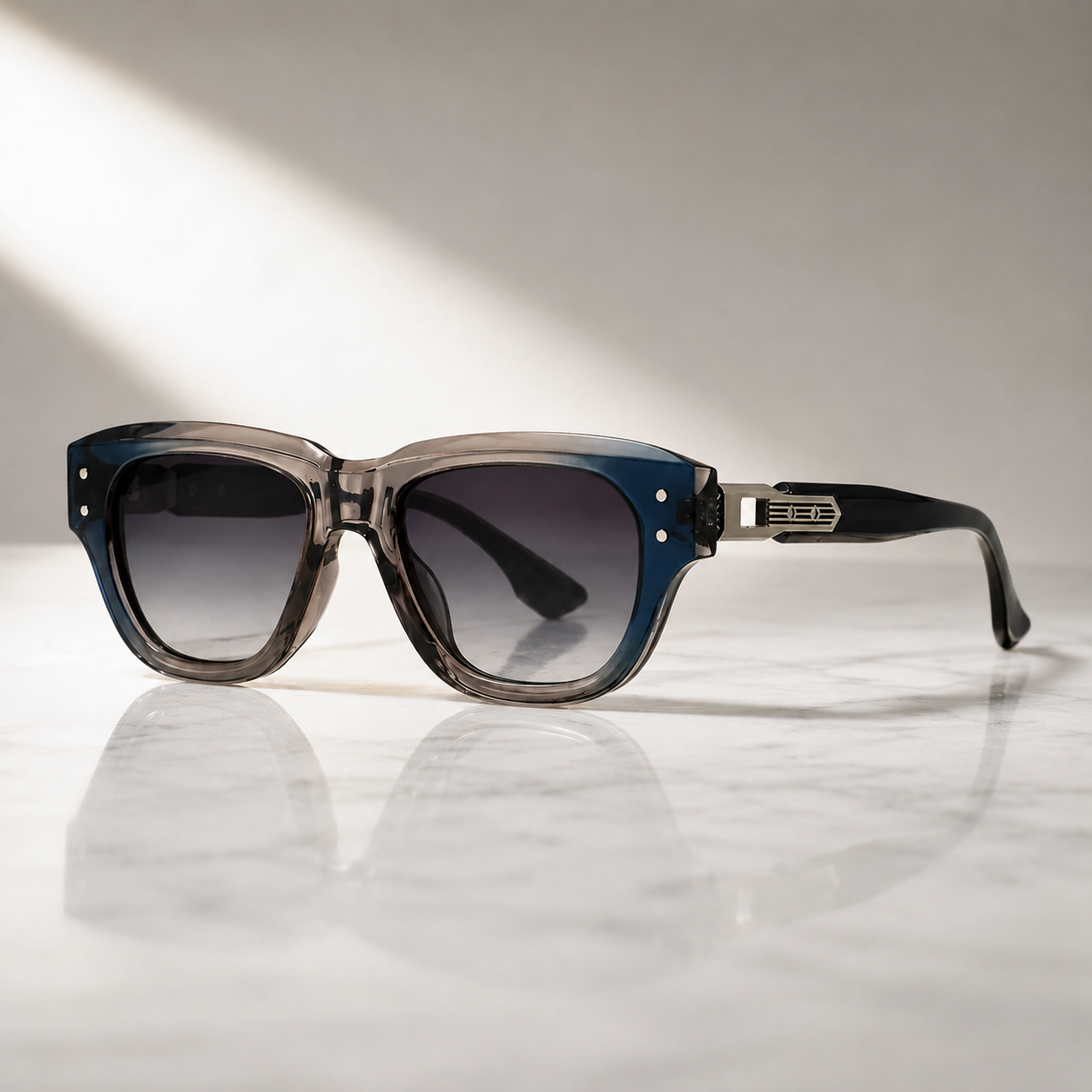 Santino Square Sunglasses
