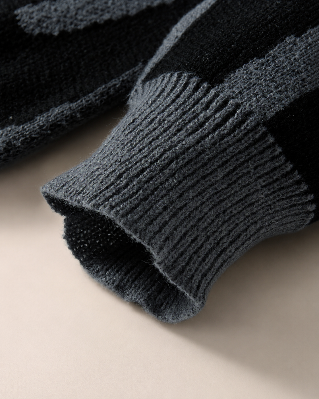 Thierry Men's Abstract Knit Sweater