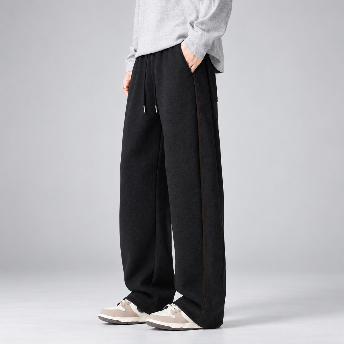 William Men’s Relaxed Contrast-Stripe Pants with Pockets