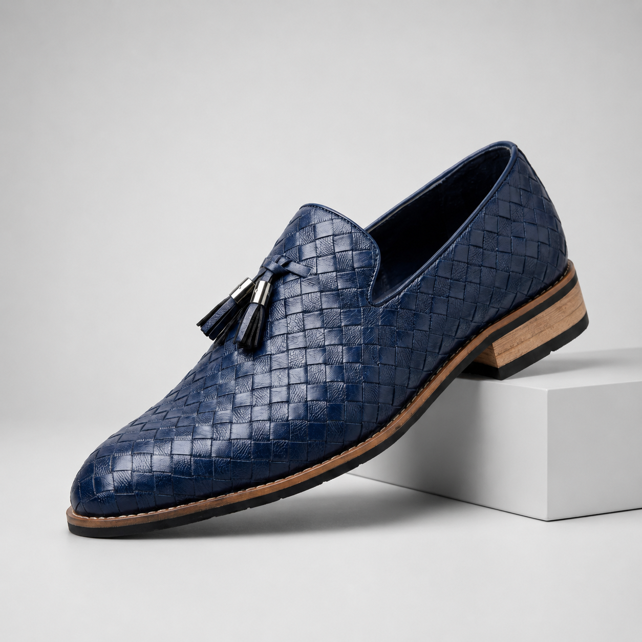 Hudson Men’s Woven Leather Tassel Loafers